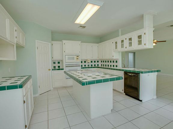 2nd image of 6225 Georgia Dr