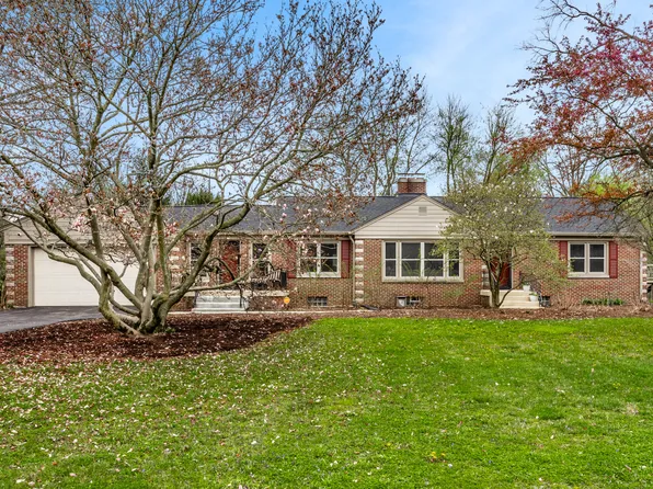 3227 Devereaux Dr, Indianapolis, IN 46228