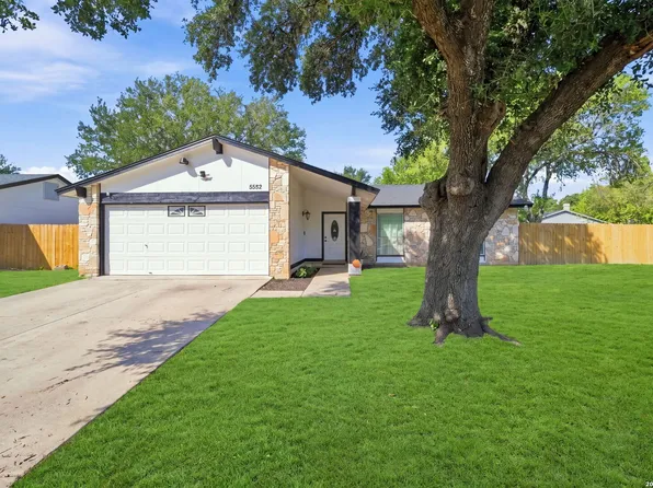8242 Meadow Swan St, San Antonio, TX 78251