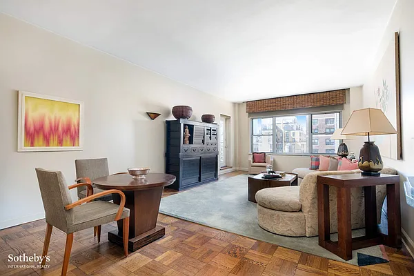 Sold by Sotheby's International Realty | media 2