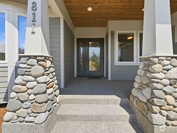 5th image of 811 Medsker Road