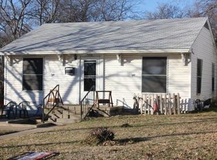 7456 Willis Ave, Fort Worth, TX 76116