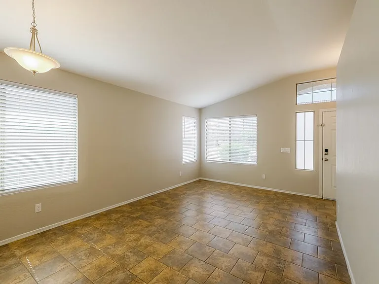 3510 W Thurman Dr — Photo 6