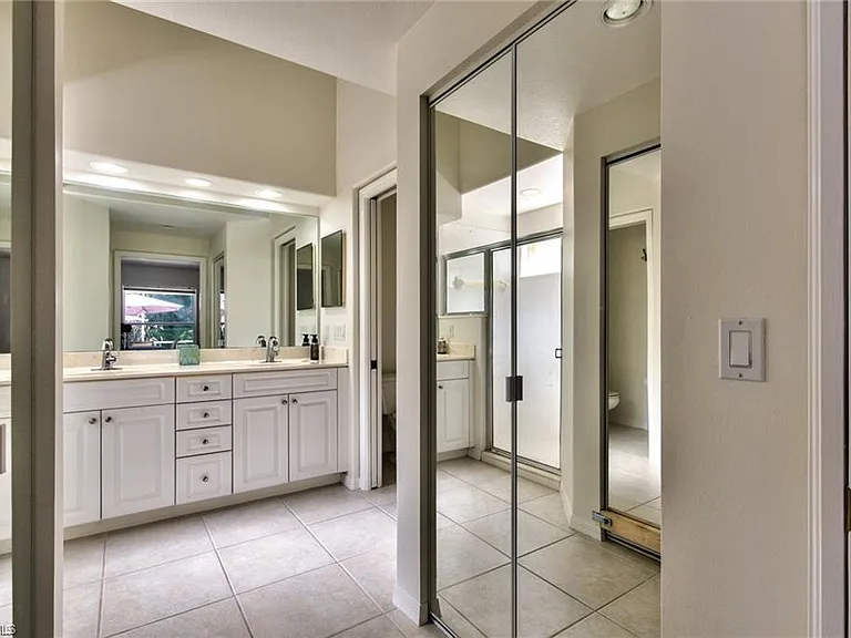 8207 Ibis Cove Cir #S — Photo 18
