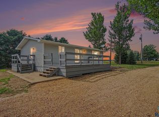 46535 280th St, Lennox, SD 57039
