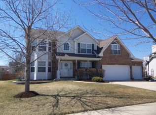 13202 S Vicarage Dr, Plainfield, IL 60585