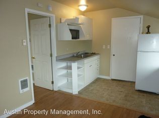 947 SW 14th St #B, Redmond, OR 97756