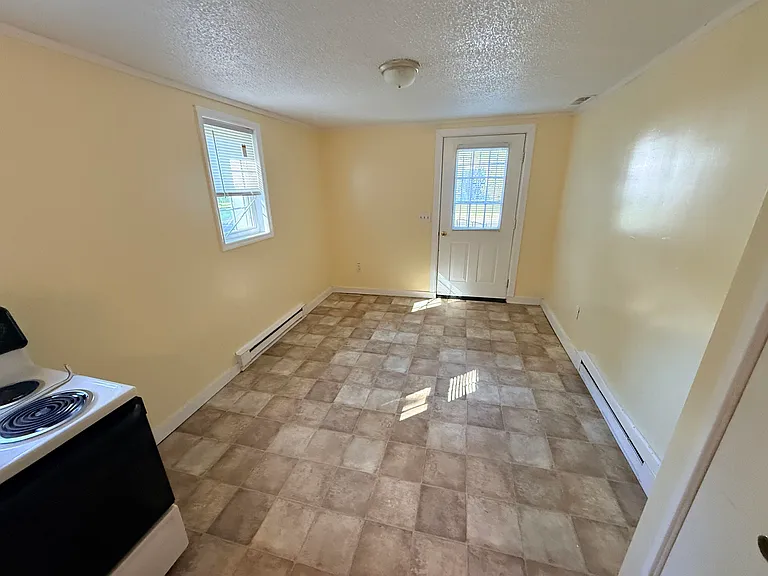 13564 S East Side Hwy — Photo 7