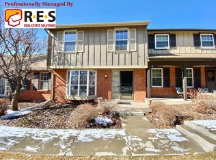 8731 E Amherst Dr APT B, Denver, CO 80231