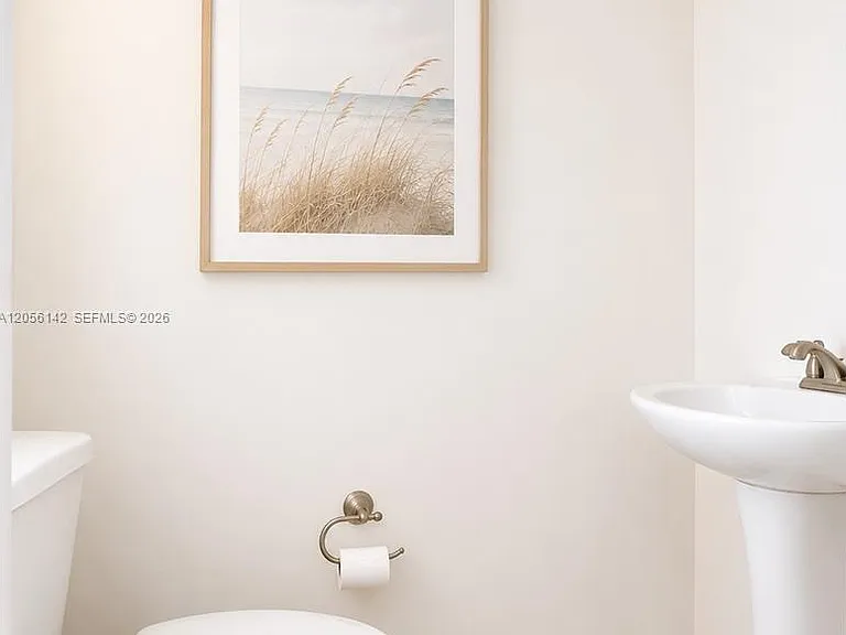 1607 NE 105th St #3-7 — Photo 14