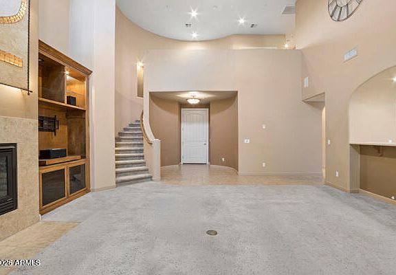 5th image of 7240 E AURORA Drive