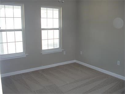 3rd image of 2982 Sunset Dr