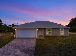 2707 4th St SW, Lehigh Acres, FL 33976