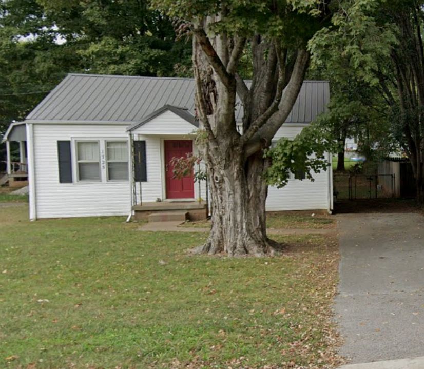 1st image of 1725 S Sunrise Dr
