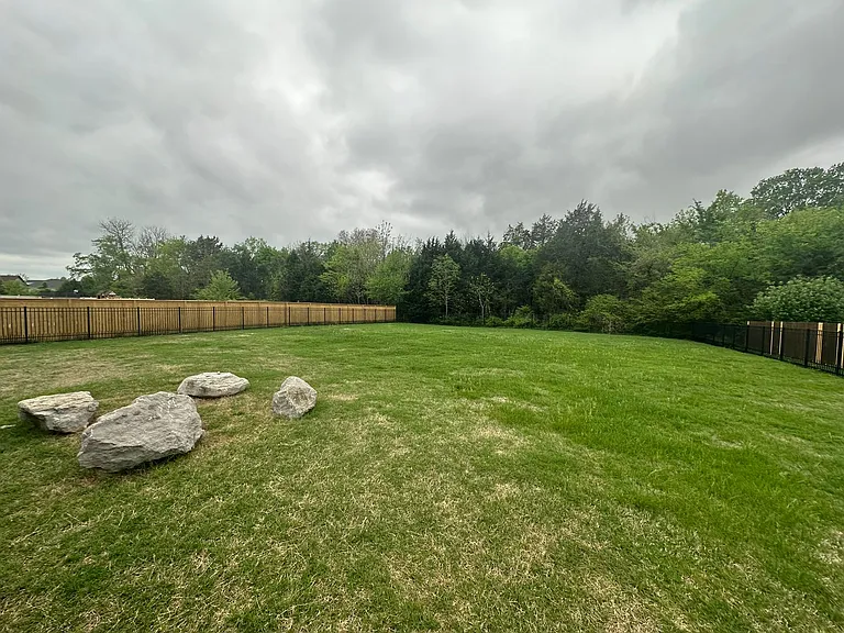 514 Sapphire Dr — Photo 47