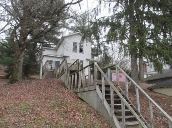 3413 43rd St, New Brighton, PA 15066