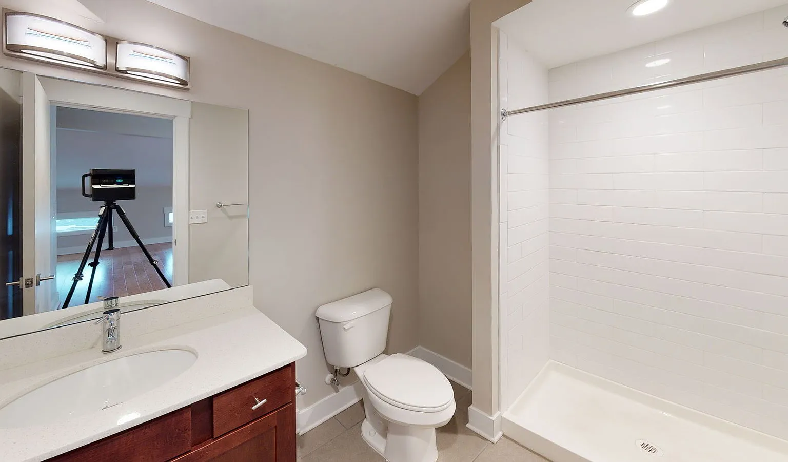 2 bed, 1.5 bath, 1380 sqft, $1,895 — Photo 4