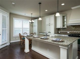 1623 Brook Grove Dr, Euless, TX 76039