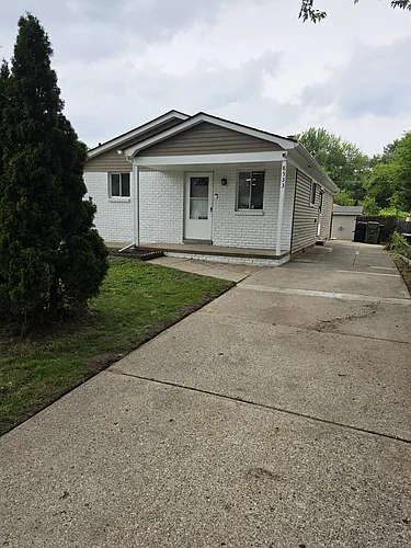 8533 Nancy Ave Photo 1