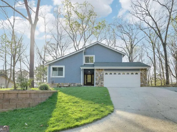 9485 Martin Rd, Roswell, GA 30076