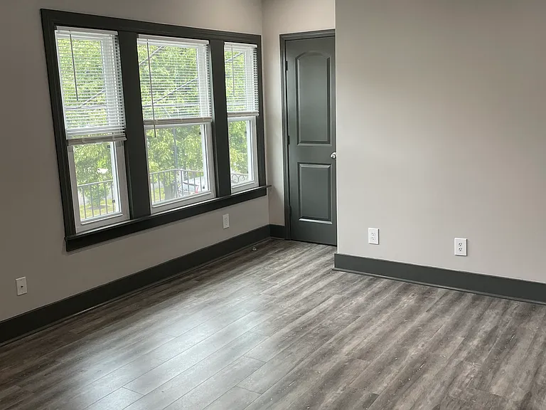 363 Minnesota Ave #1 — Photo 6