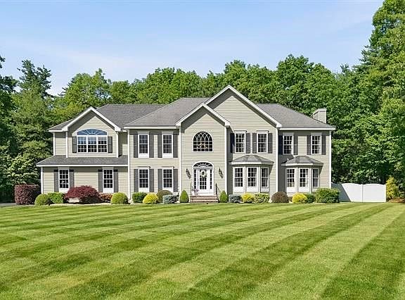 2nd image of 7 Ballard Rd