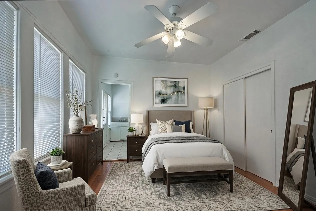 1 bed, 1.0 bath, 692 sqft, $1,200 — Photo 4