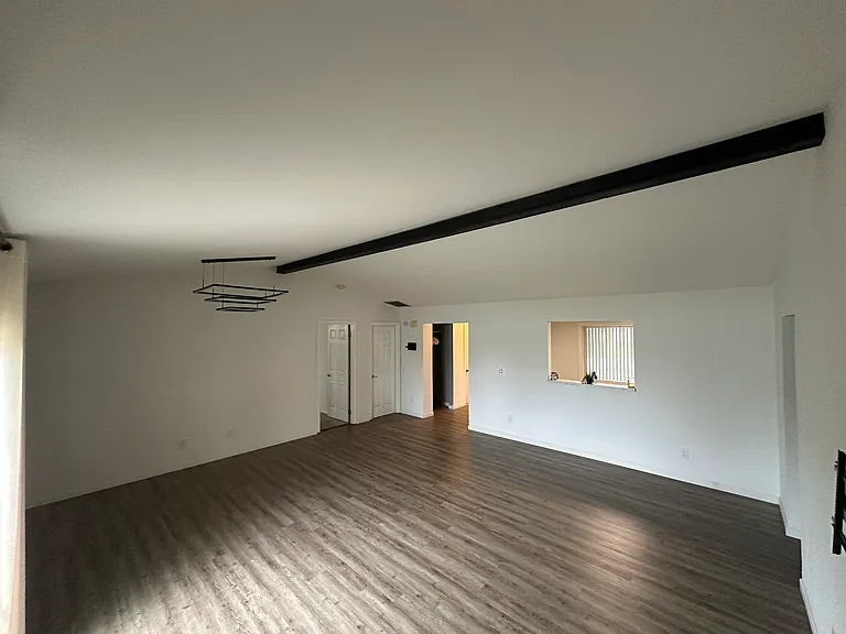 8871 Cypressgate Dr — Photo 2