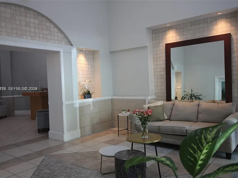 50 Menores Ave #606 — Photo 15