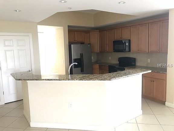 2nd image of 8560 Amberjack Cir #B4