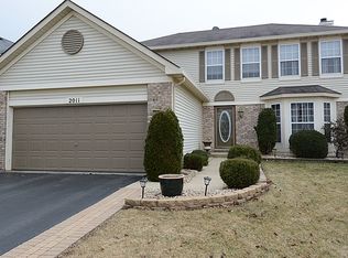 2011 Trafalger Dr, Romeoville, IL 60446