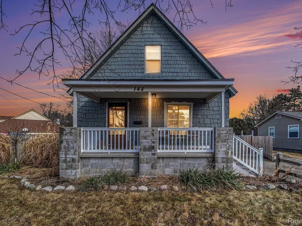 145 E Ann Arbor Trl, Plymouth, MI 48170