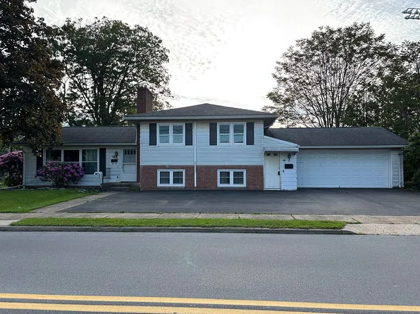 25 Walnut St, Montoursville, PA 17754
