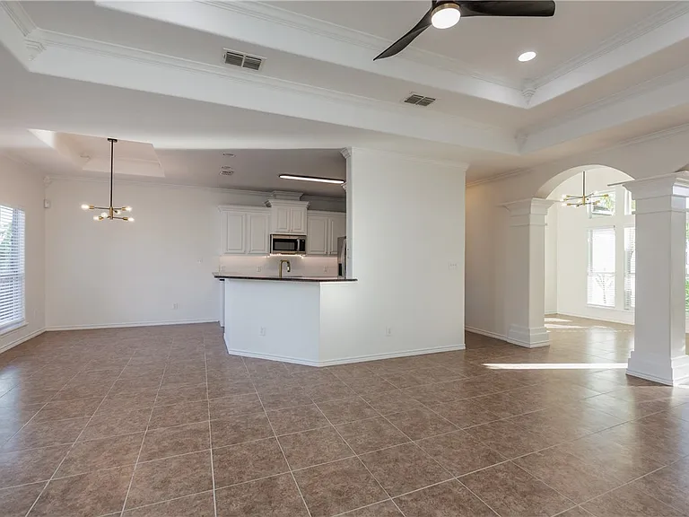 4025 Puget Sound Dr — Photo 6