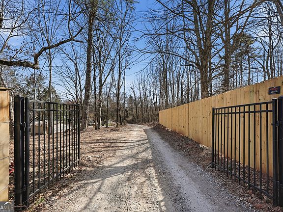 2nd image of 4005 Price Rd