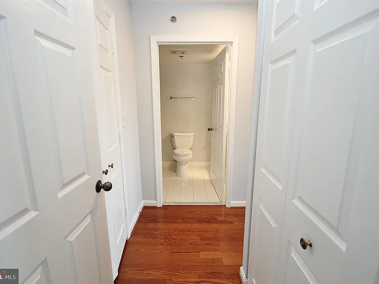 2151 Jamieson Ave #2011 — Photo 12