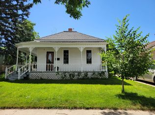 925 Jefferson Ave, Louisville, CO 80027