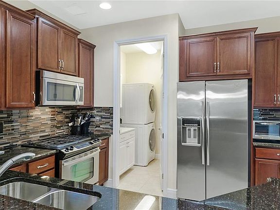 3rd image of 9223 Astonia Way