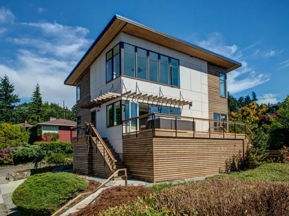 5603 SW Hanford St, Seattle, WA 98116