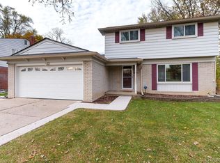 18862 Webster Ave, Southfield, MI 48076