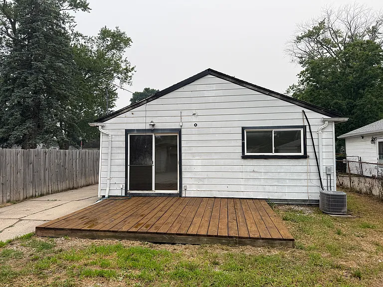 4775 Harding St — Photo 13