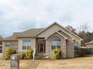 1702 Walnut Valley Dr, Paragould, AR 72450