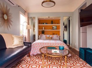 800 Lucile Ave #804-3/4, Los Angeles, CA 90026