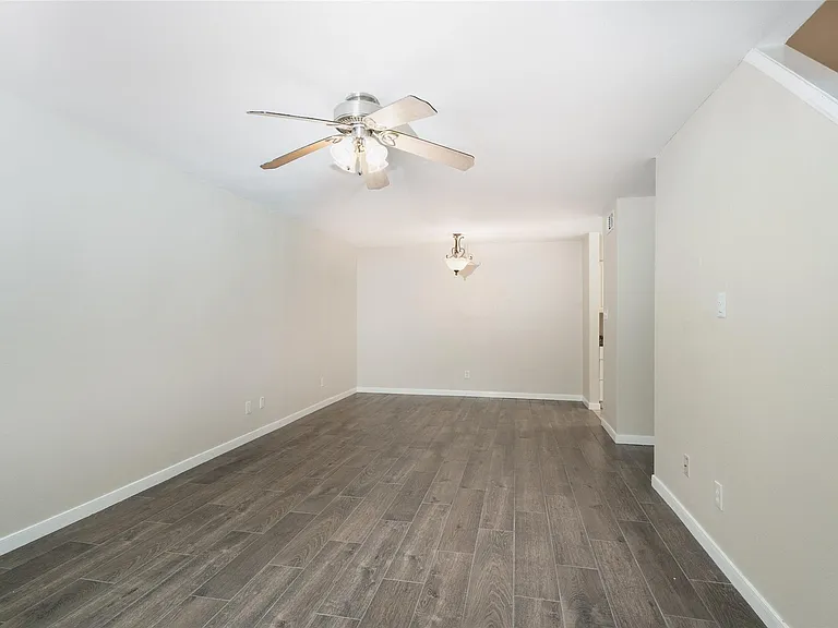 16120 Stuebner Airline Rd #501 — Photo 15