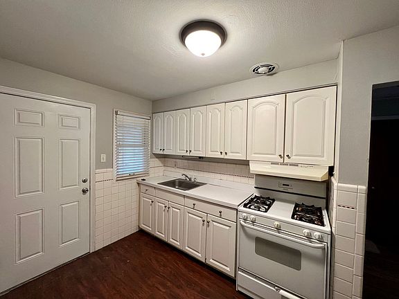 5th image of 10405 Ewell Dr