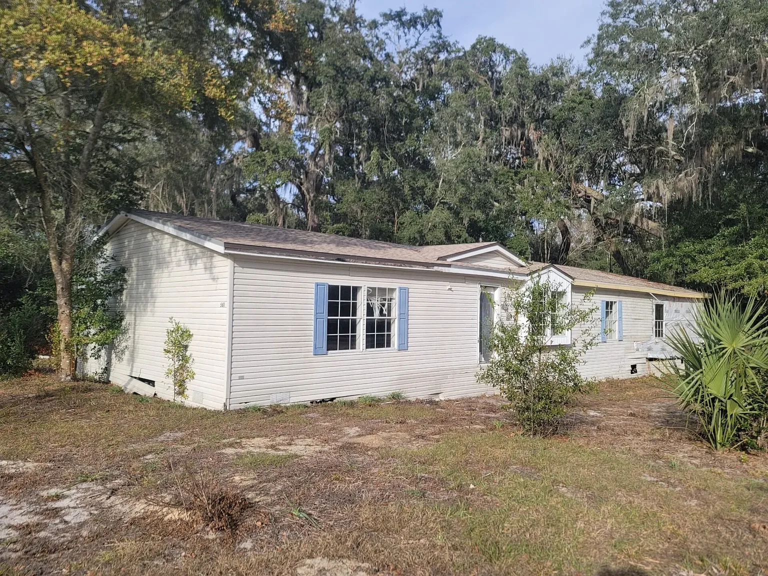 4 bed, 2280 sqft, $700 — Photo 2