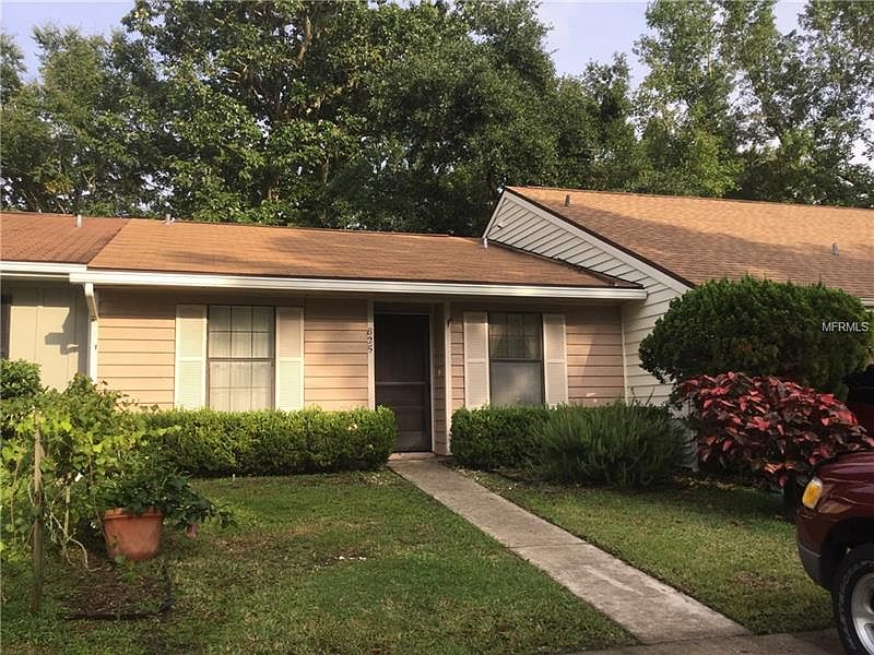 1st image of 825 Darby Ln