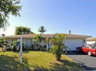8113 NW 73rd Ter, Tamarac, FL 33321