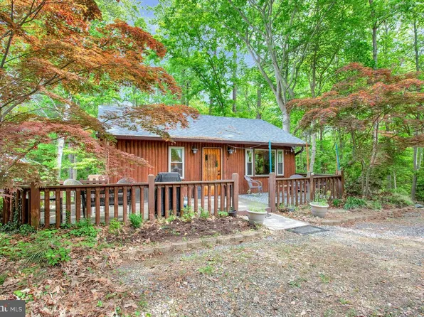 12273 Catalina Dr, Lusby, MD 20657