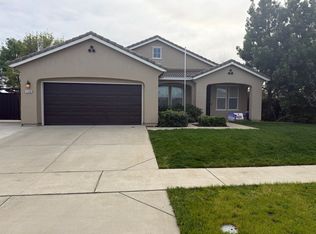 1128 Lost Trail Dr, Plumas Lake, CA 95961